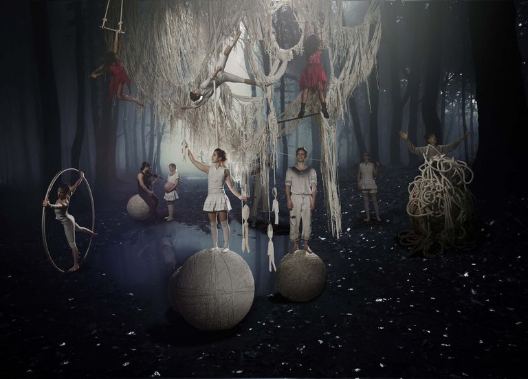 Cirkus Cirkor : Knitting Peace